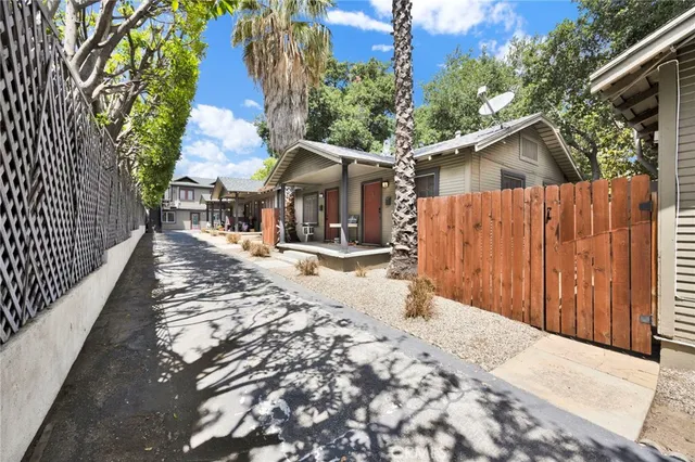 $3,500,000 | 103 North Catalina Avenue, Pasadena, CA 91106