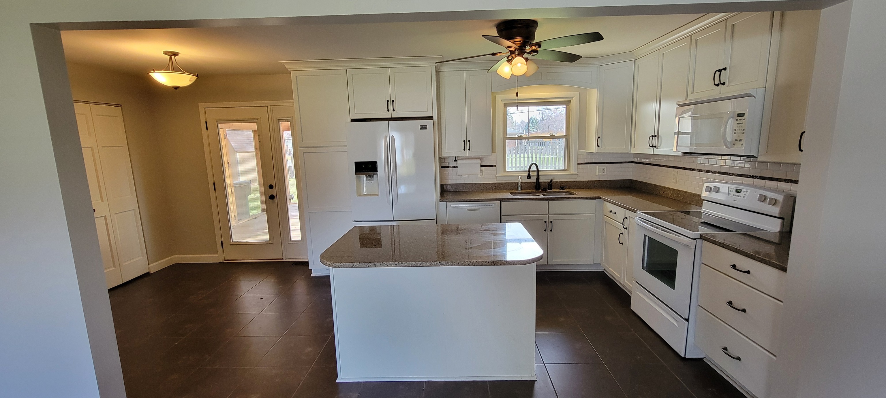 1223 Bluff Road Plainfield, IN 46168 - Photo 12 of 29 Gallery Image 12