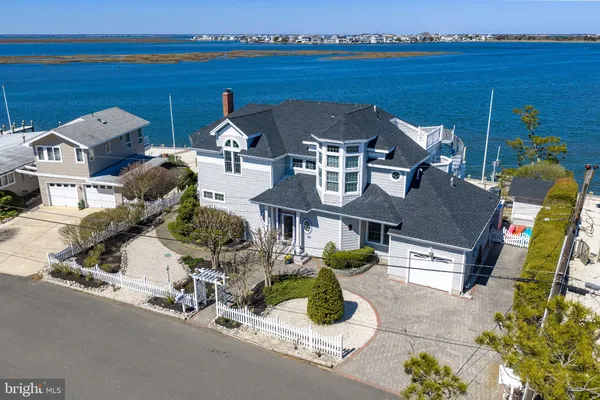 $4,299,000 | 50 Holly Drive, Long Beach Township, NJ 08008