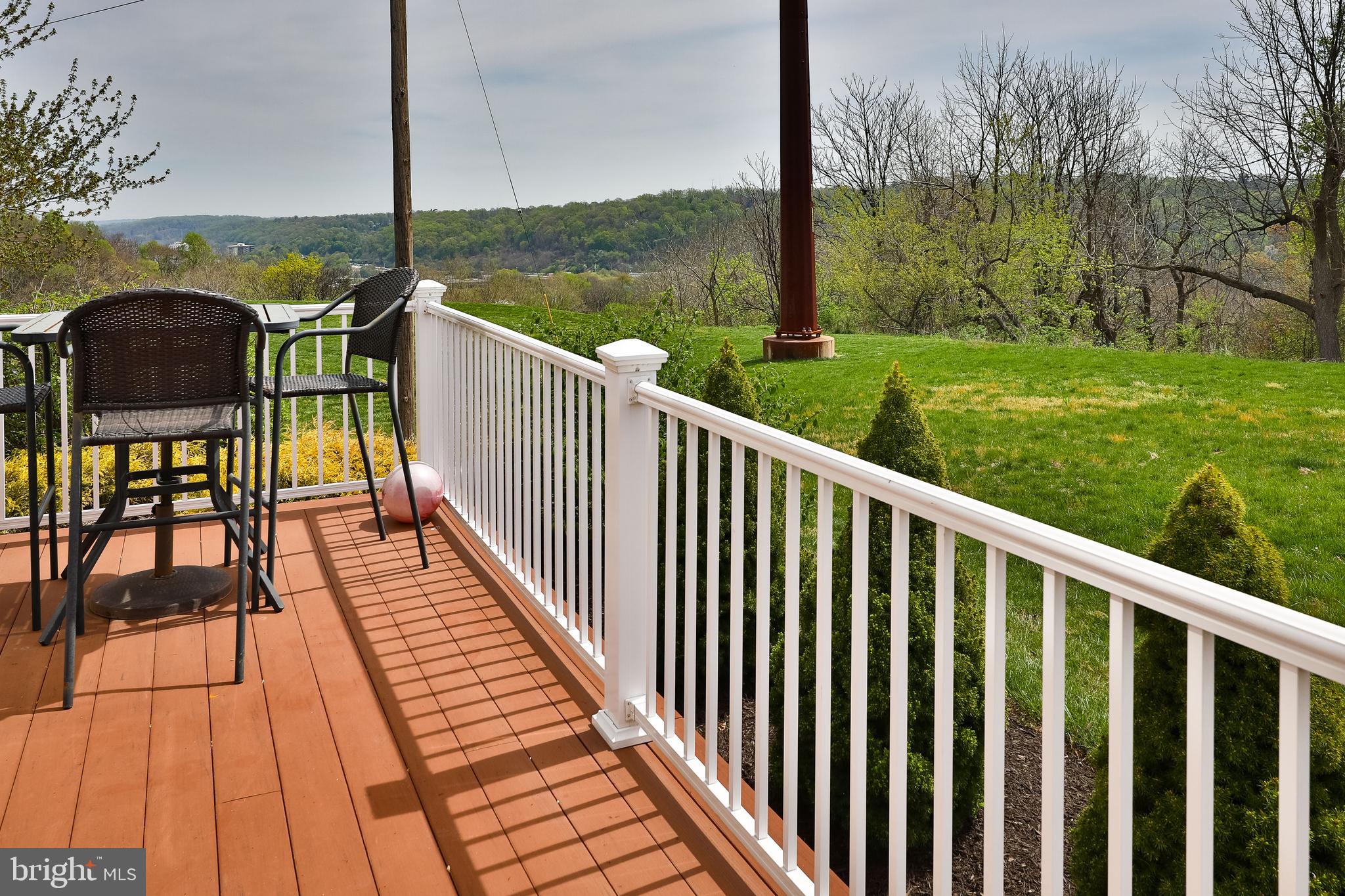 285 Militia Drive Wayne, PA 19087 - Photo 28 of 33 Access from Kitchen