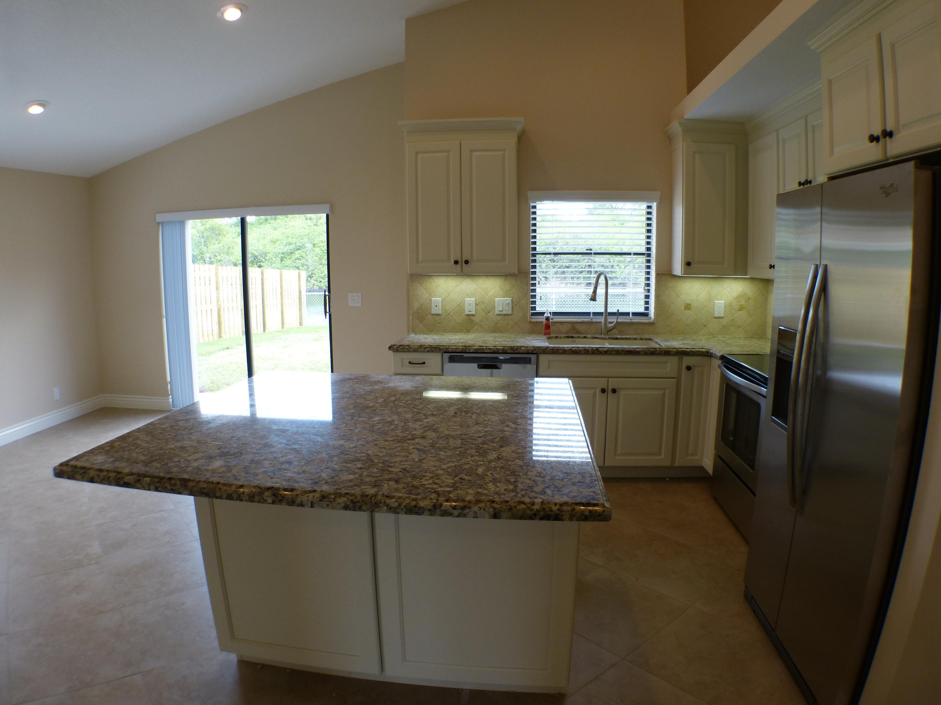 22496 Swordfish Drive Boca Raton, FL 33428 - Photo 17 of 26 P1030402