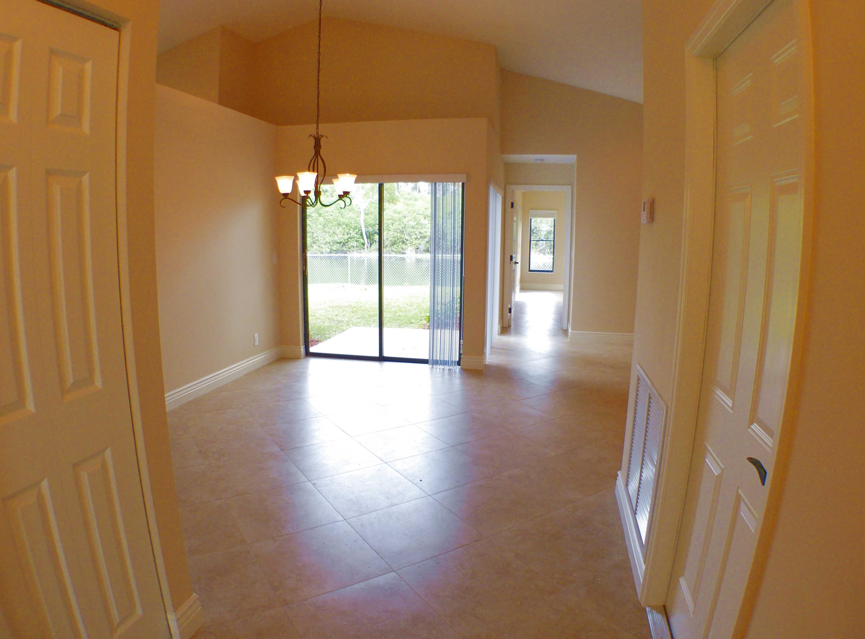 22496 Swordfish Drive Boca Raton, FL 33428 - Photo 6 of 26 Entry