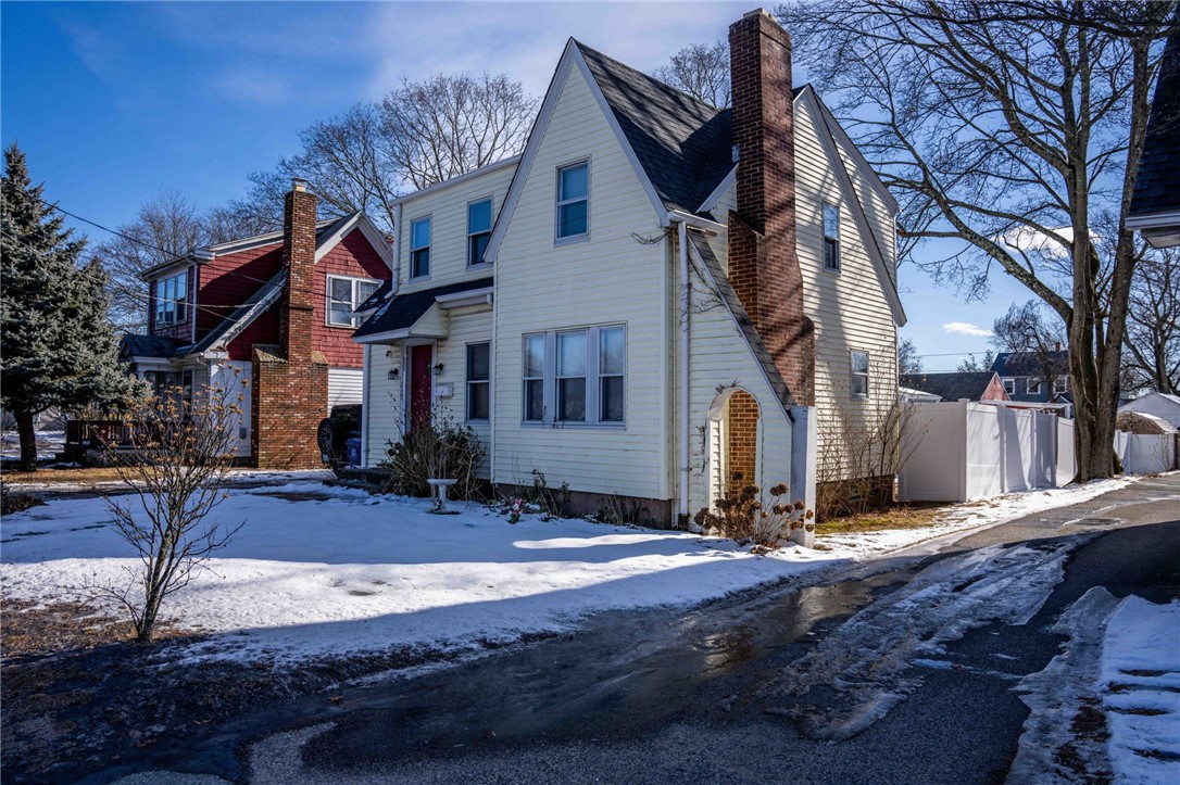 652 Main Avenue Warwick, RI 02886 - Photo 21 of 25