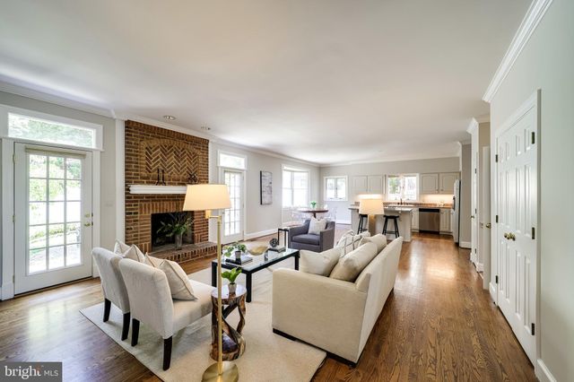 $1,795,000 | 2214 King Street, Alexandria, VA 22301