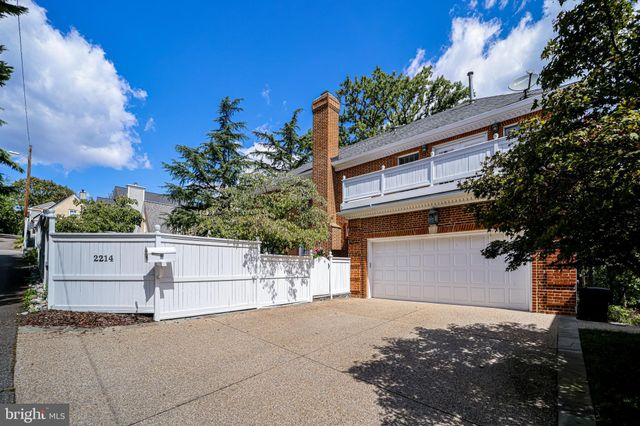 $1,795,000 | 2214 King Street, Alexandria, VA 22301