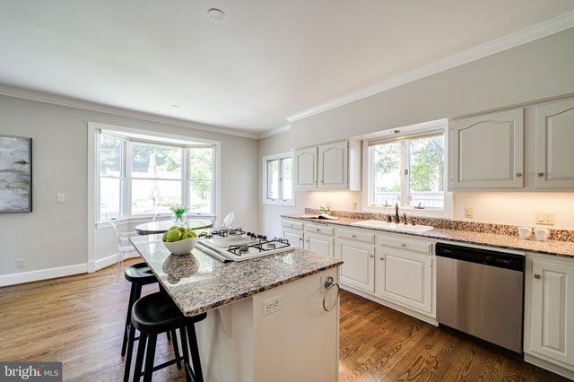 $1,795,000 | 2214 King Street, Alexandria, VA 22301