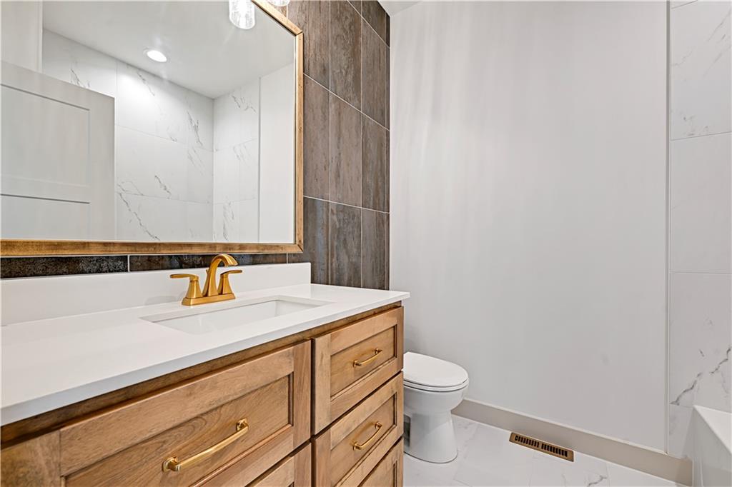 8175 Roundtree Street Lenexa, KS 66220 - Photo 31 of 31