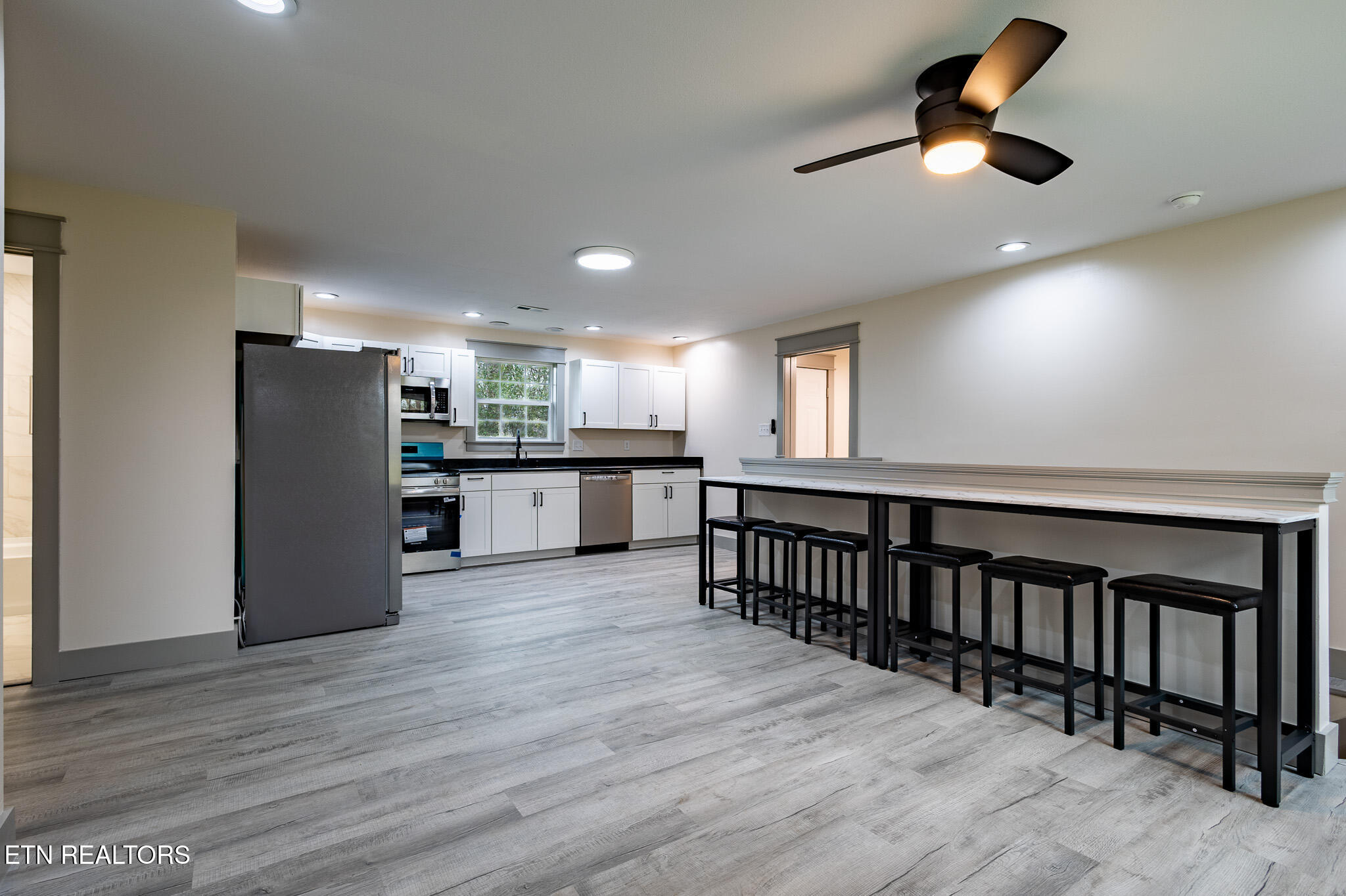 301 Emory Heights Road Harriman, TN 37748 - Photo 17 of 50 1N9A5631-HDR