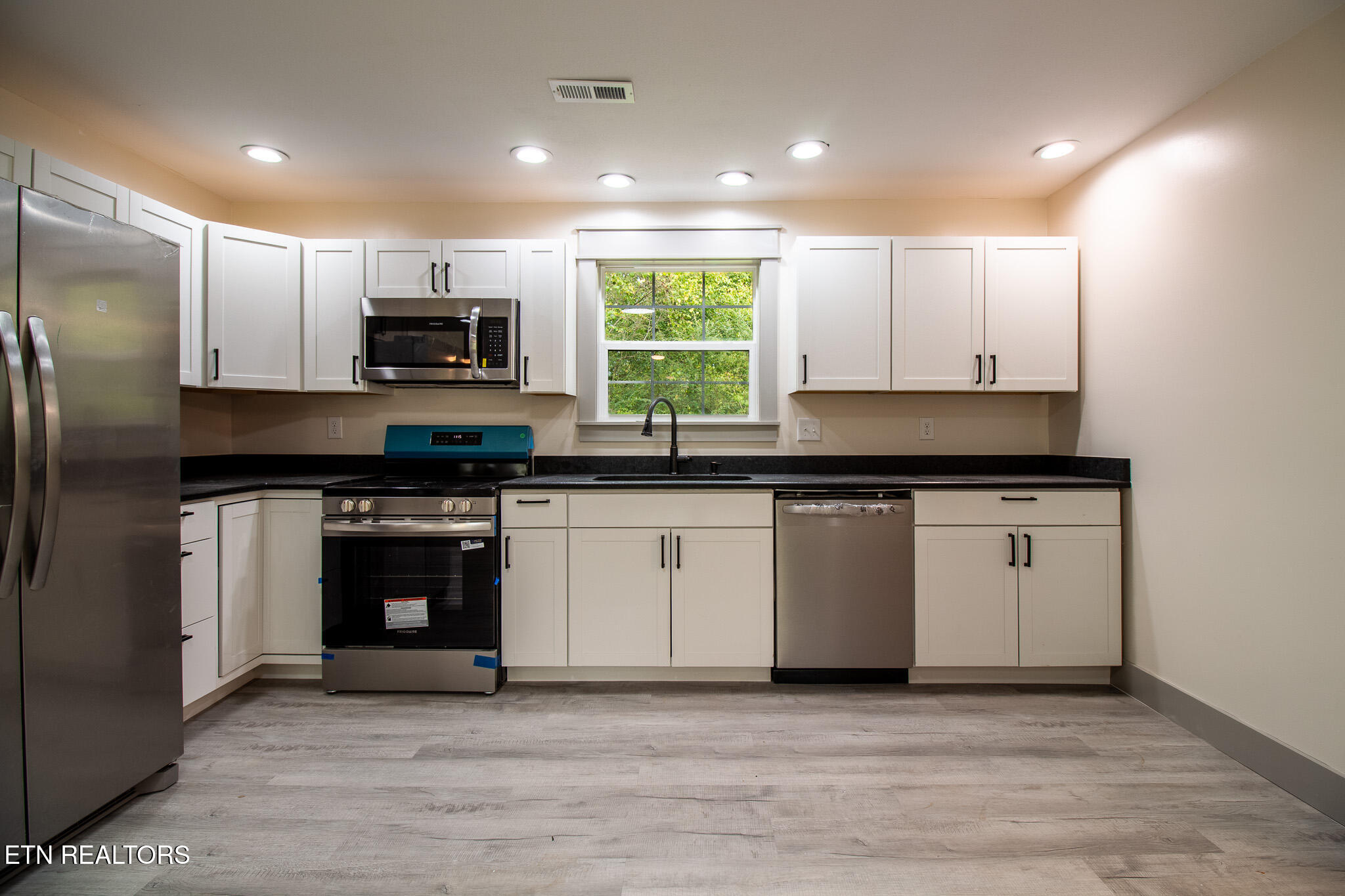 301 Emory Heights Road Harriman, TN 37748 - Photo 23 of 50 _MG_2985-HDR