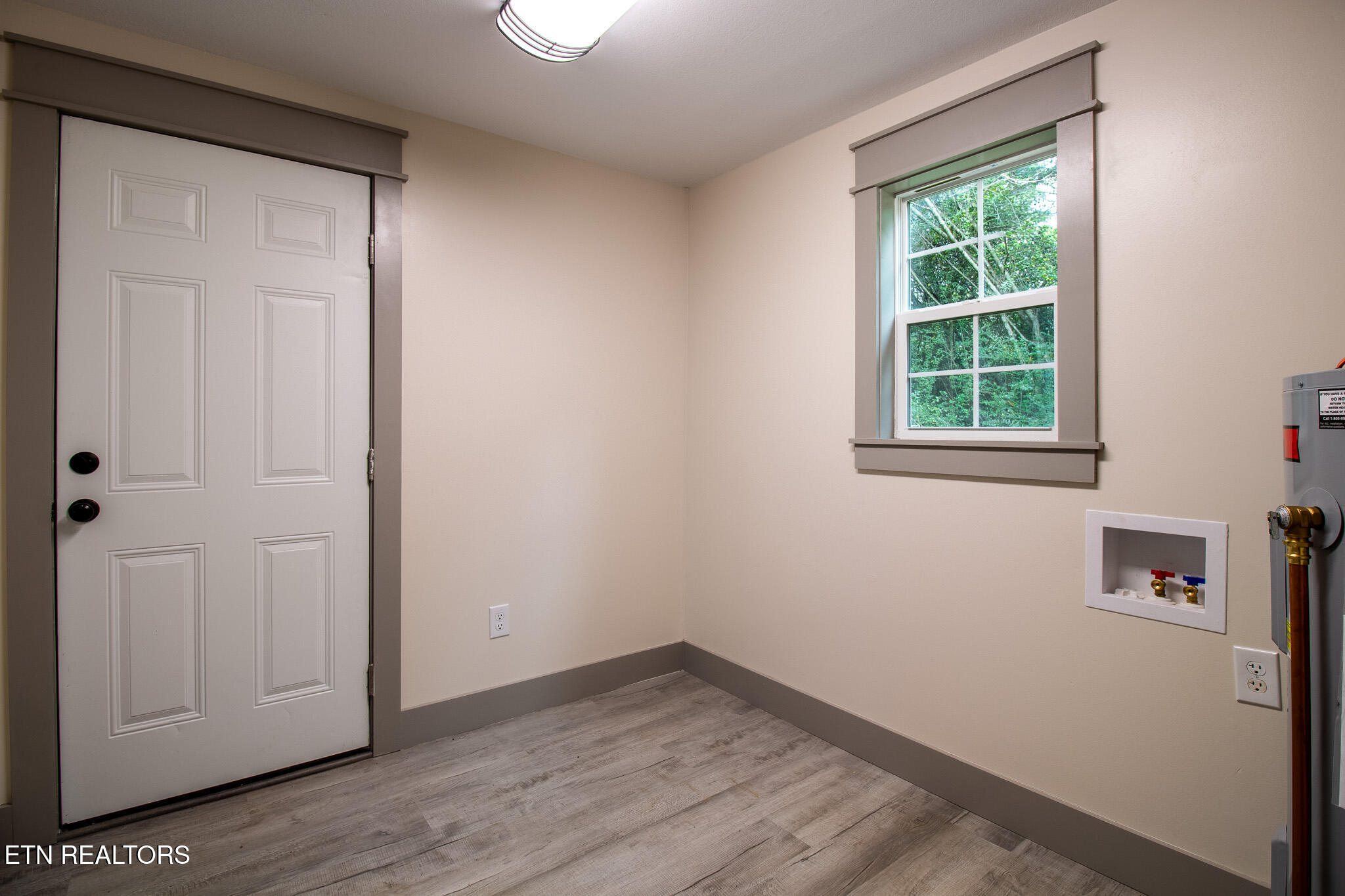 301 Emory Heights Road Harriman, TN 37748 - Photo 26 of 50 _MG_3000-HDR