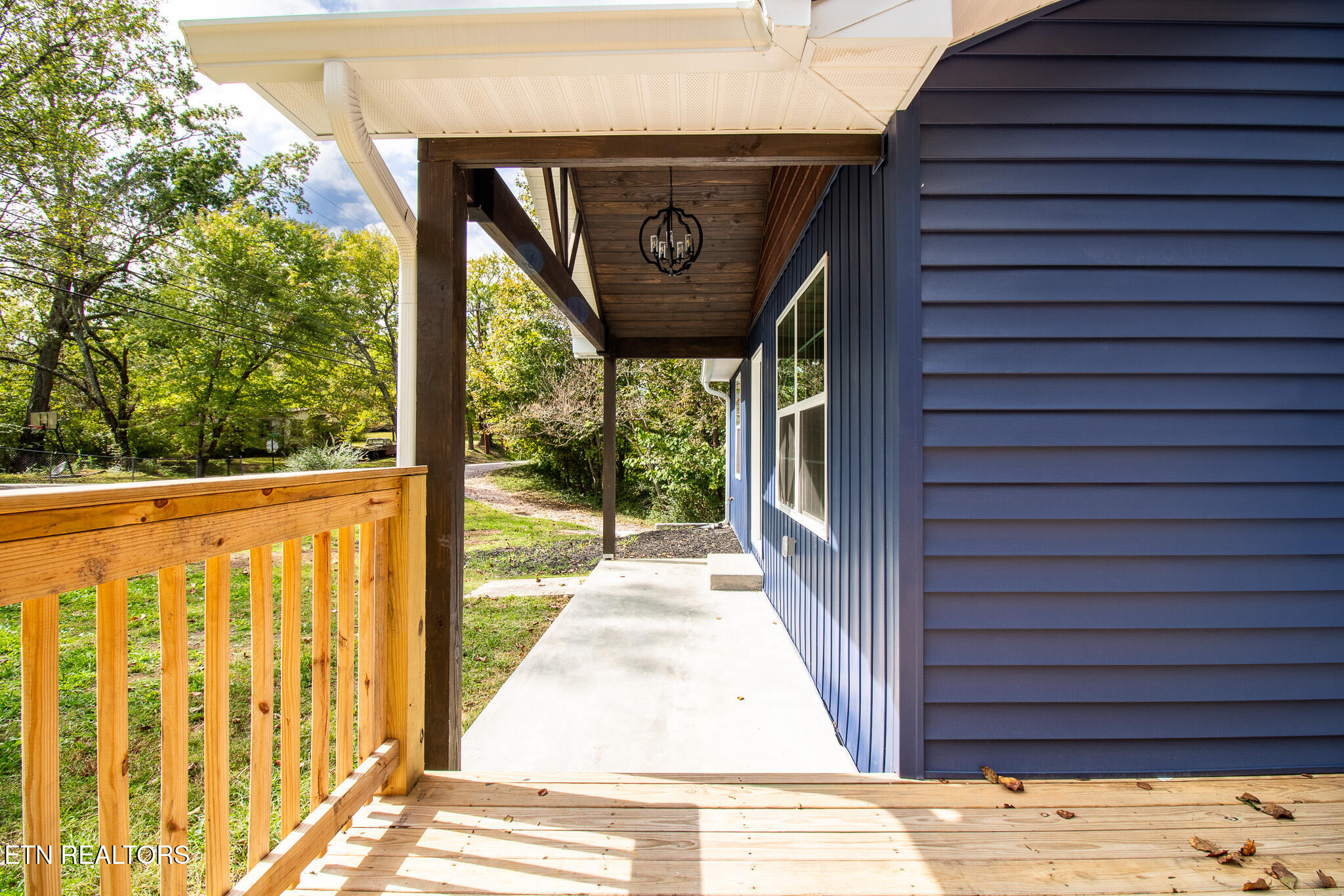 301 Emory Heights Road Harriman, TN 37748 - Photo 10 of 50 _MG_2952-HDR