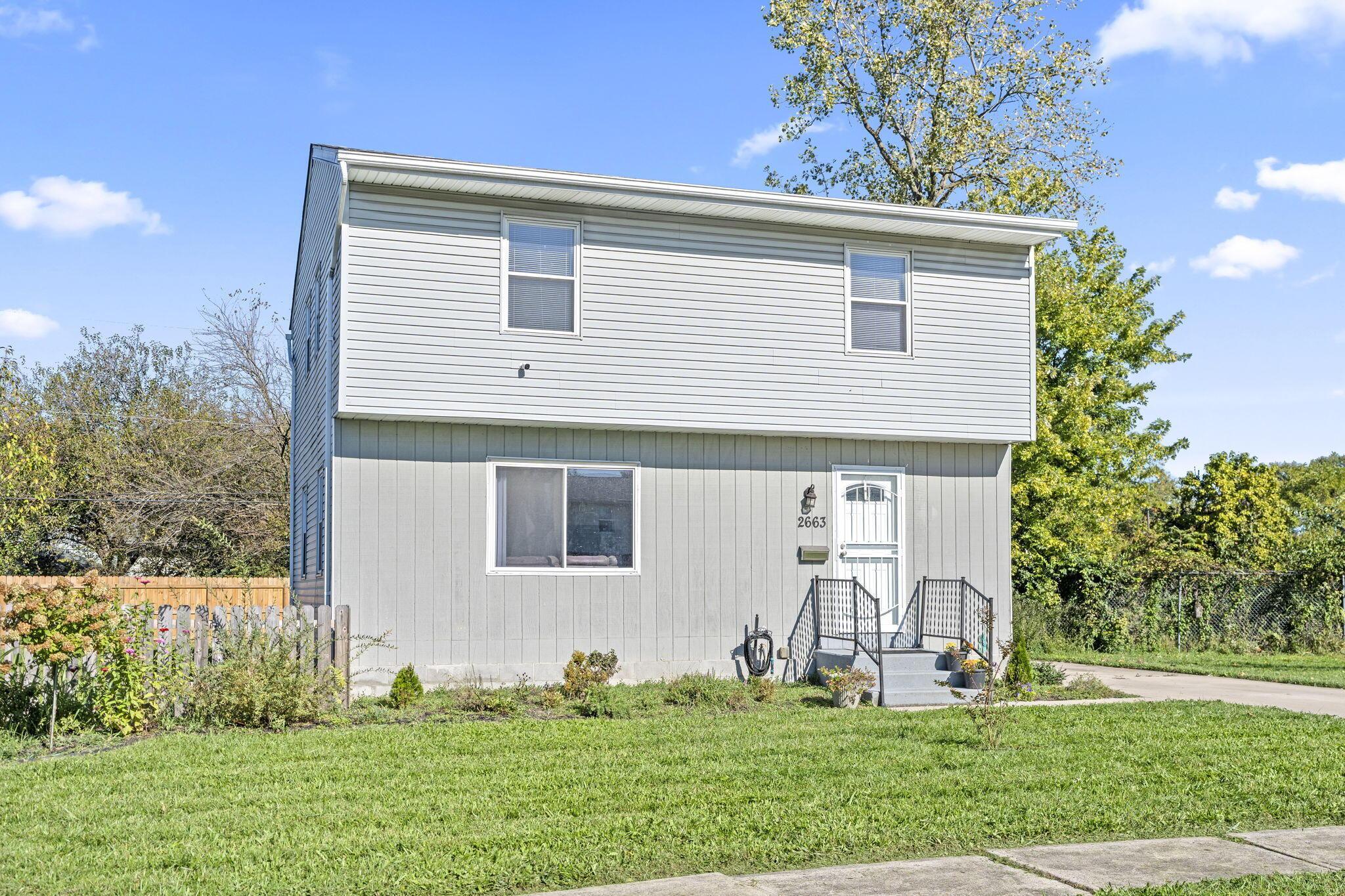2663 Arcola Road Columbus, OH 43207 - Photo 1 of 34 4-web-or-mls-A7400437