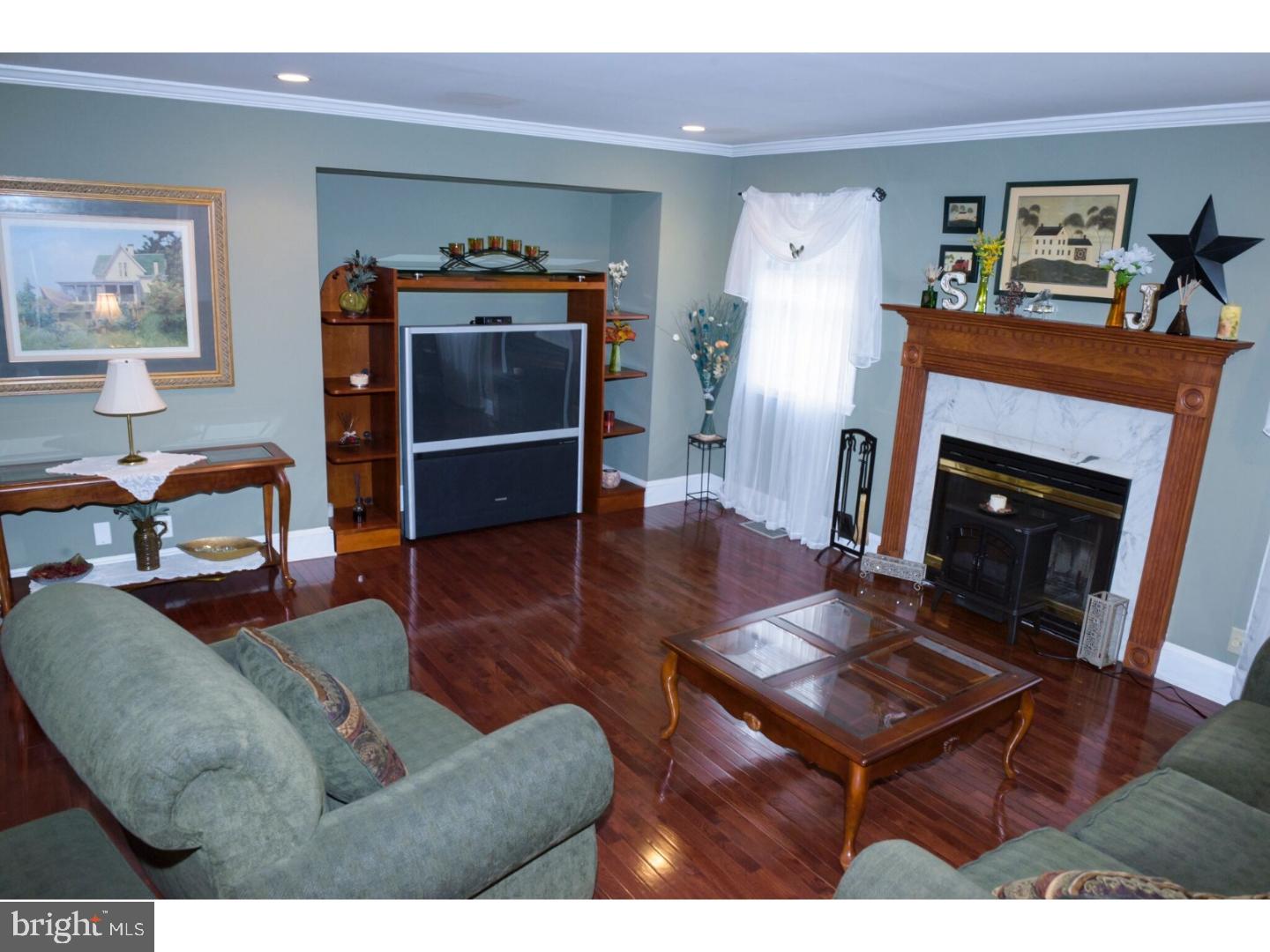 1480 Dillon Road Ambler, PA 19002 - Photo 10 of 24 Family Room