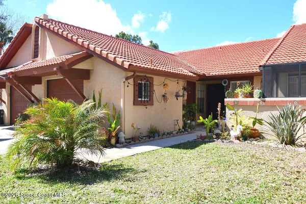 $199,900 | 822 Brow Court Northeast, Palm Bay, FL 32905