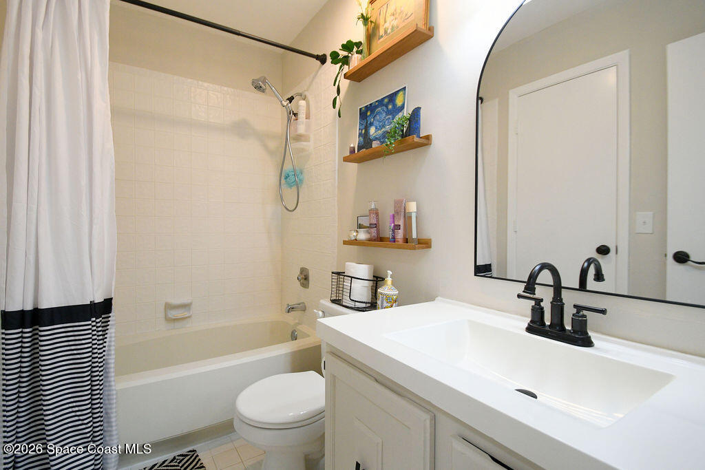 822 Brow Court Northeast Palm Bay, FL 32905 - Photo 17 of 28 DSC_8171