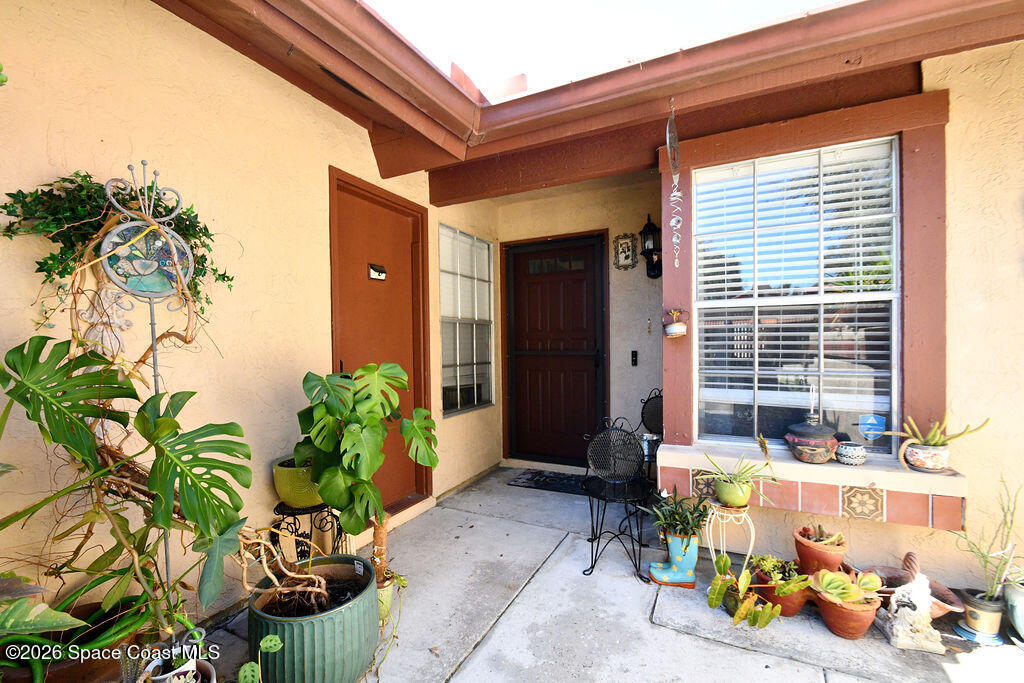 822 Brow Court Northeast Palm Bay, FL 32905 - Photo 2 of 28 DSC_8152