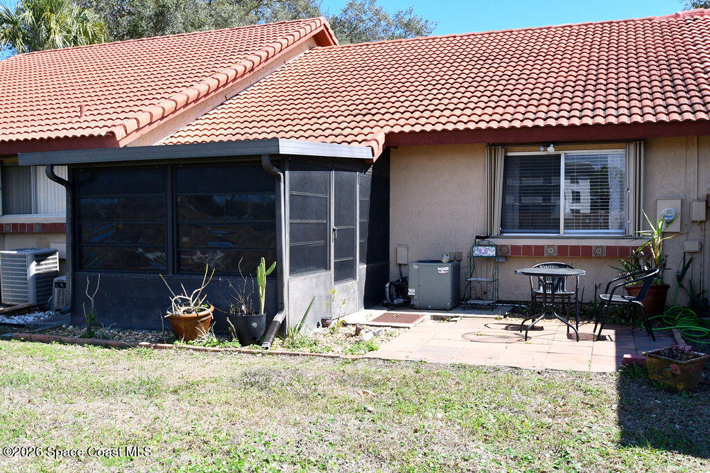 822 Brow Court Northeast Palm Bay, FL 32905 - Photo 22 of 28 DSC_8159