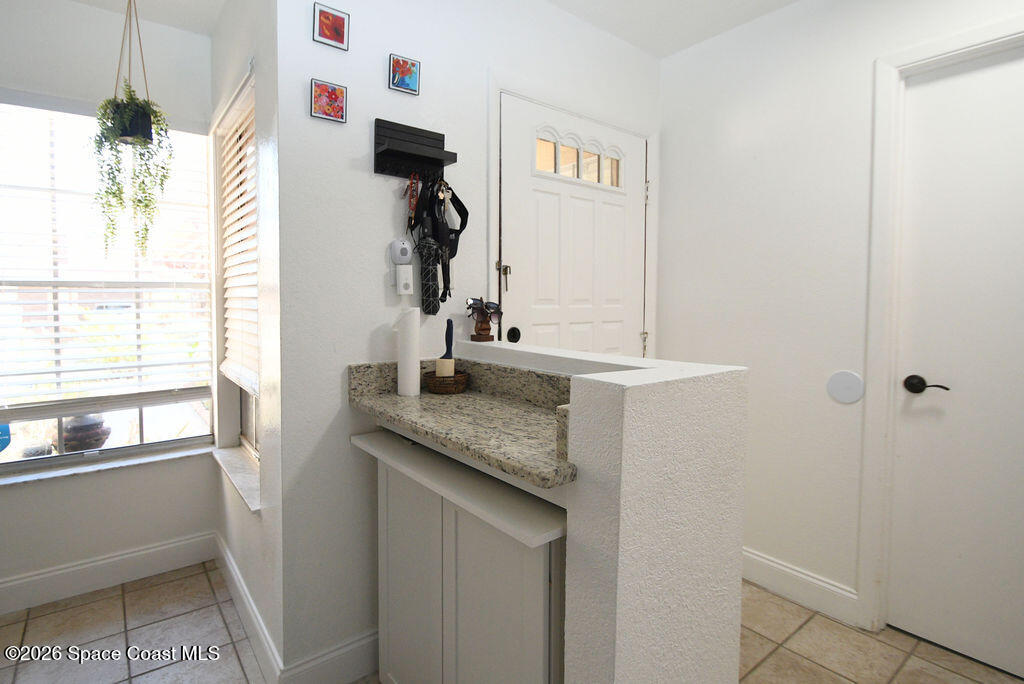 822 Brow Court Northeast Palm Bay, FL 32905 - Photo 4 of 28 DSC_8170