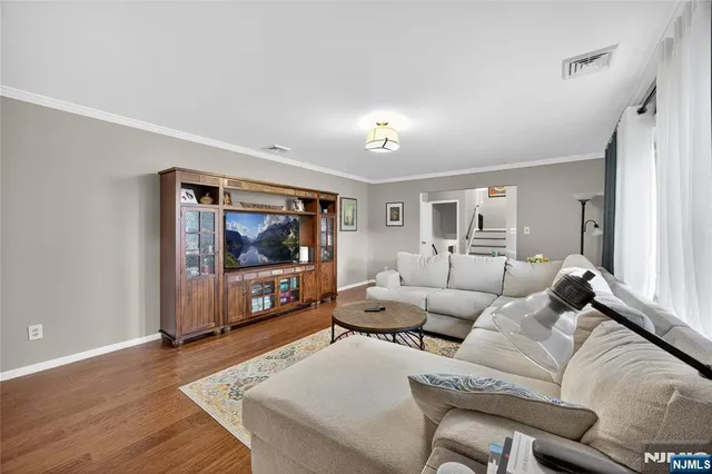 $835,000 | 66 Ridge Road, Hawthorne, NJ 07506