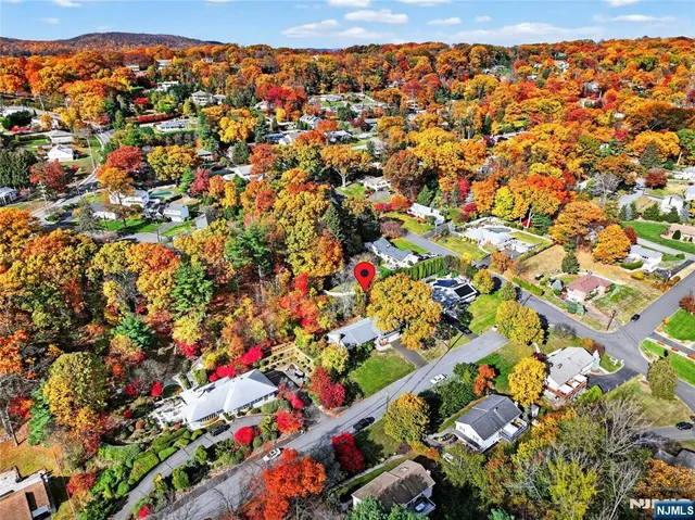 $835,000 | 66 Ridge Road, Hawthorne, NJ 07506