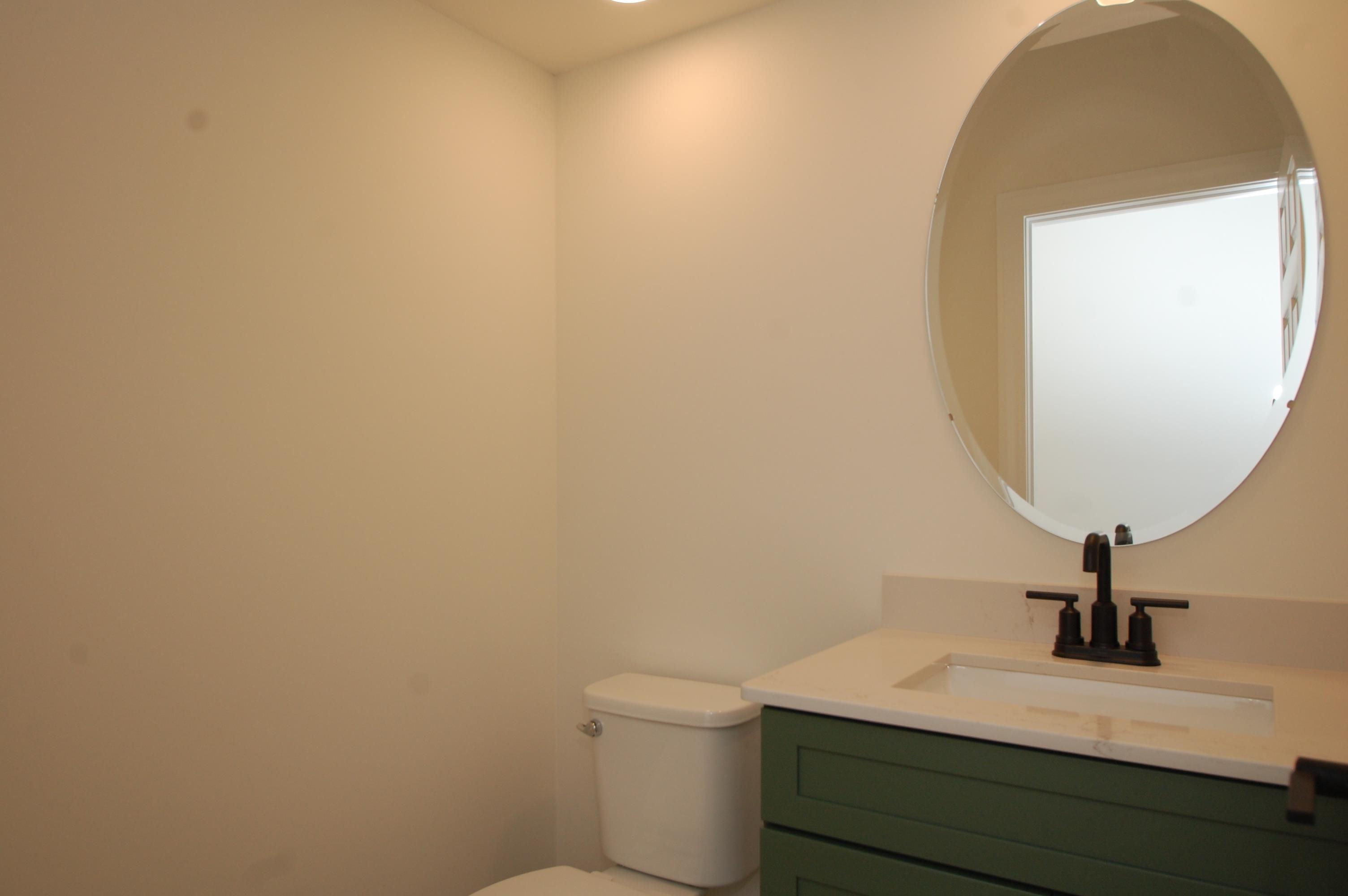 21 B Griffin Road Hudson, NH 03051 - Photo 12 of 18