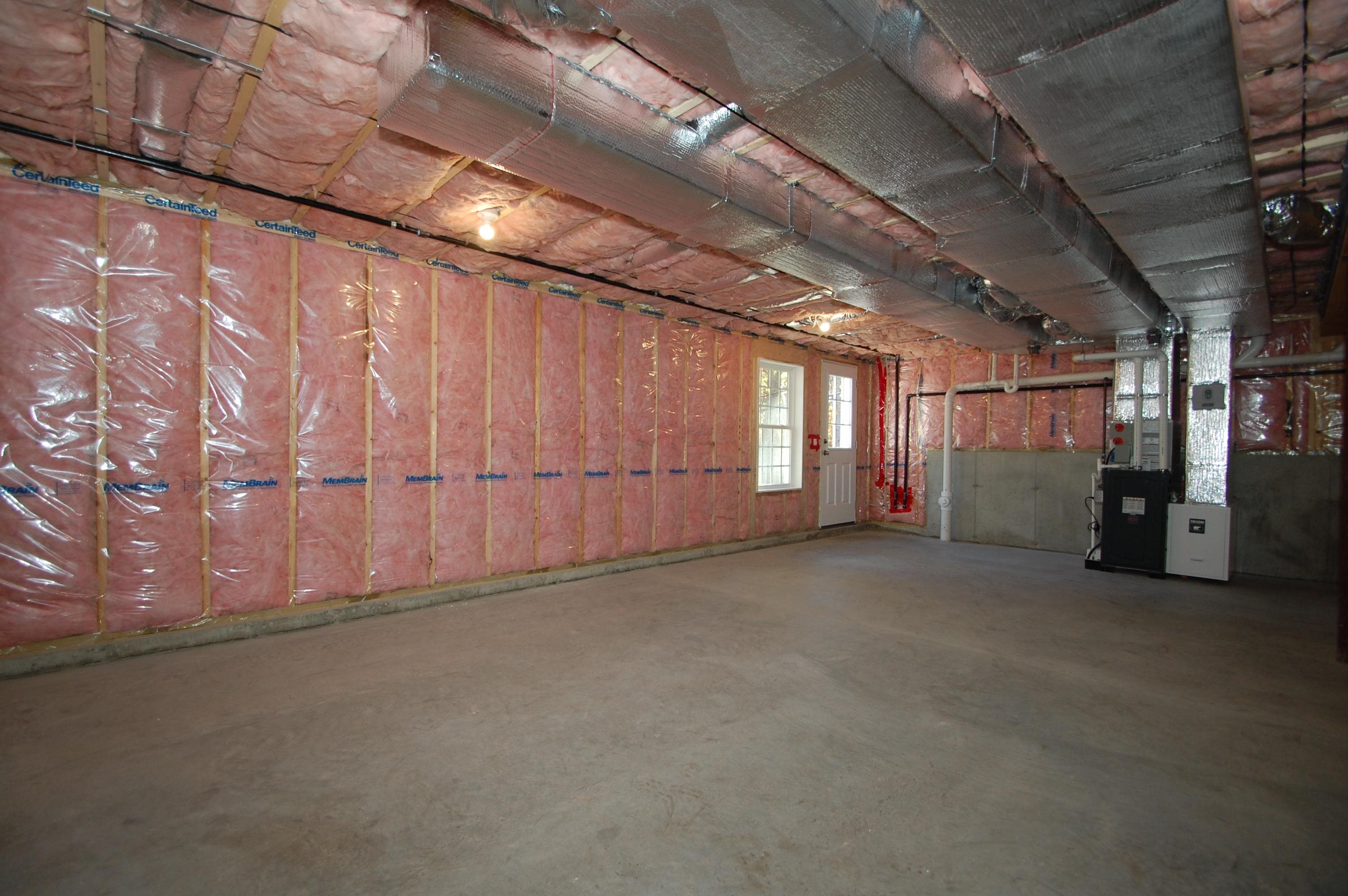 21 B Griffin Road Hudson, NH 03051 - Photo 17 of 18