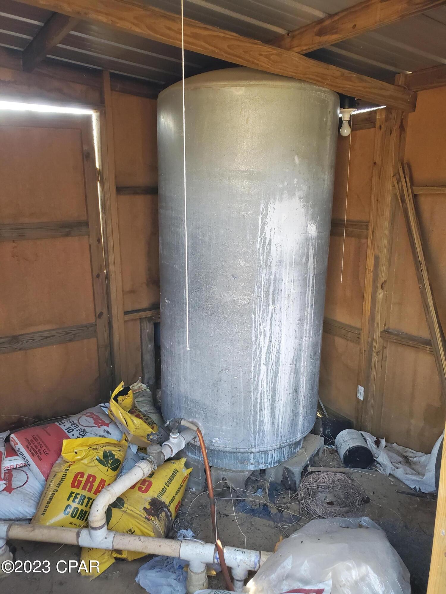 2970 Cracked Egg Road Chipley, FL 32428 - Photo 11 of 13 Gallery Image 11