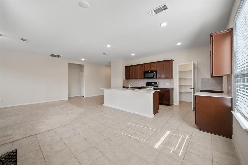 9702 Fairymoss Court Spring, TX 77379 - Photo 14 of 34