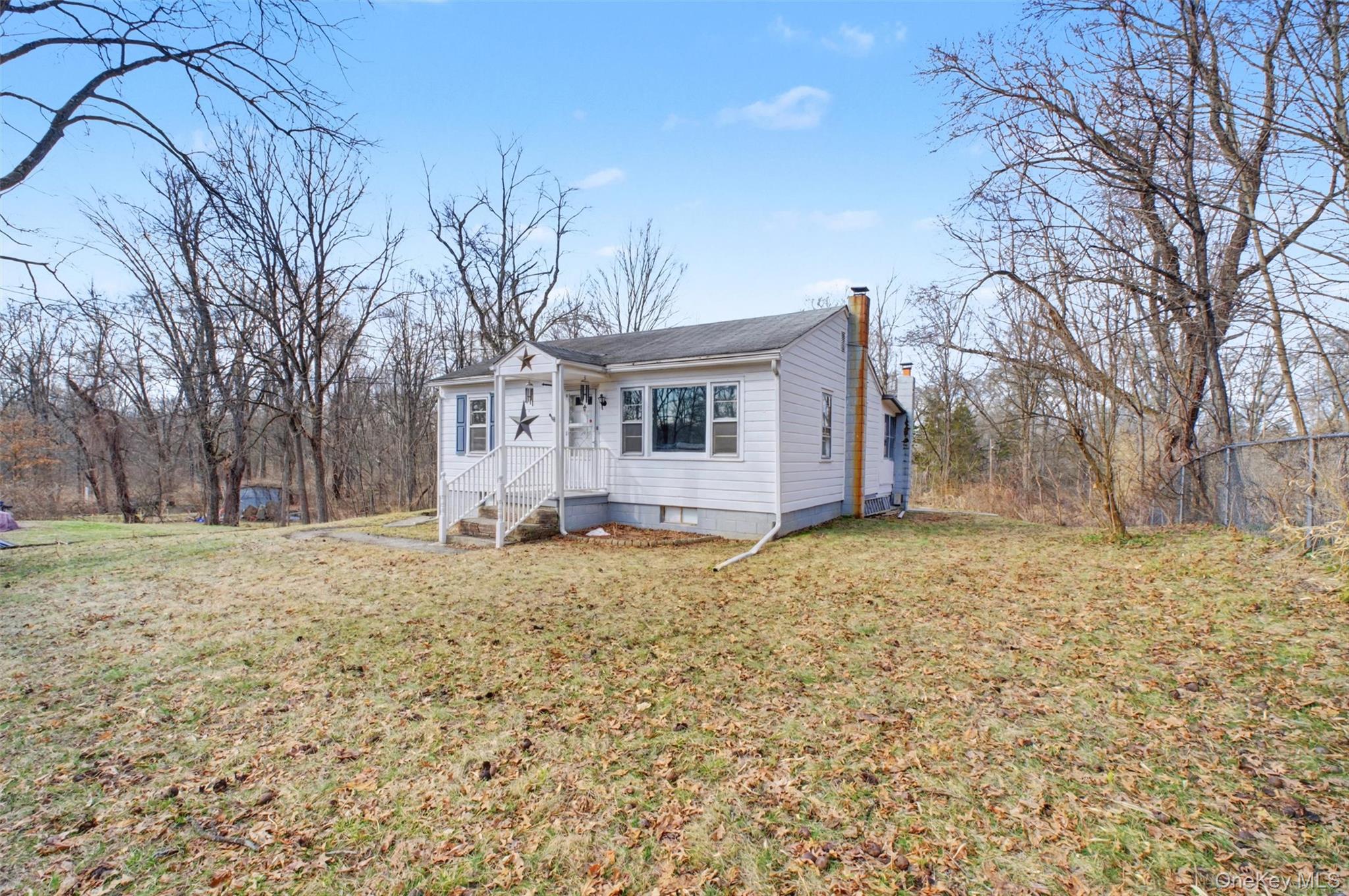 566 Old State Road Wappingers Falls, NY 12590 - Photo 4 of 19