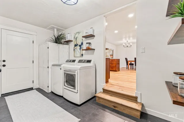 $449,990 | 1715 South 10th Avenue, Caldwell, ID 83605