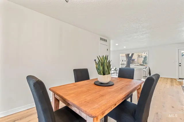 $449,990 | 1715 South 10th Avenue, Caldwell, ID 83605