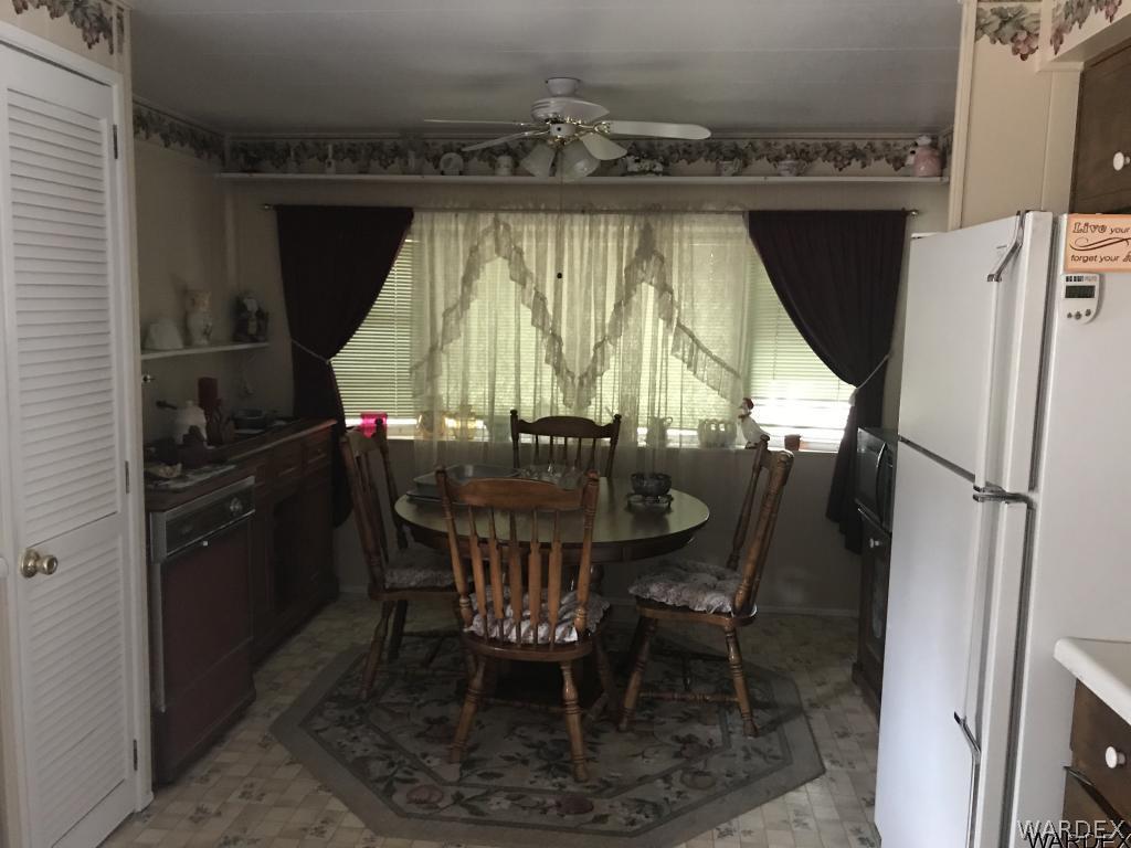3435 Hodges Road Kingman, AZ 86409 - Photo 19 of 34 Dining Area