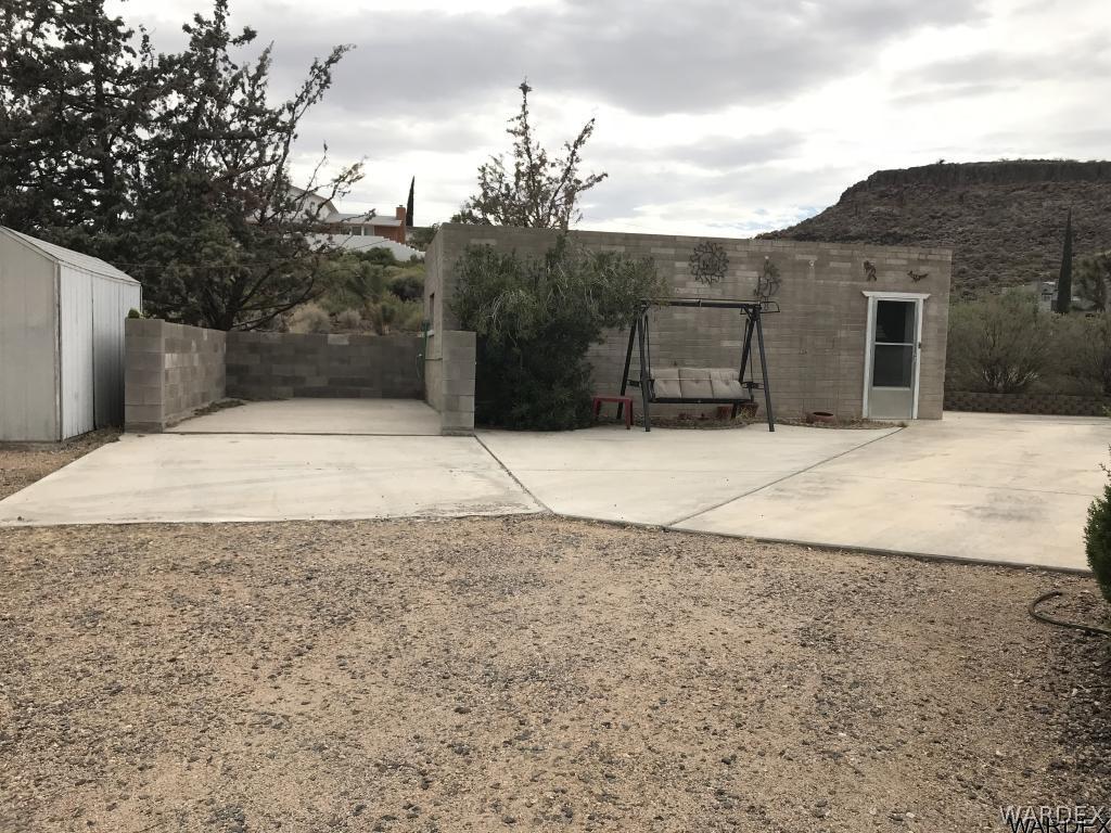 3435 Hodges Road Kingman, AZ 86409 - Photo 2 of 34 Single Car Garage