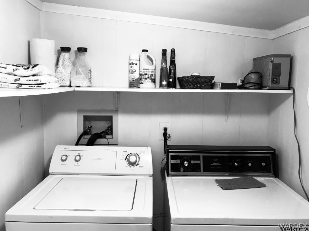 3435 Hodges Road Kingman, AZ 86409 - Photo 28 of 34 Laundry Room