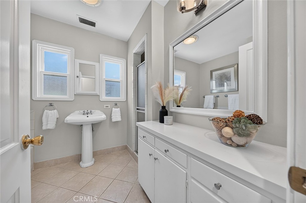 735 Los Altos Avenue Long Beach, CA 90804 - Photo 22 of 39