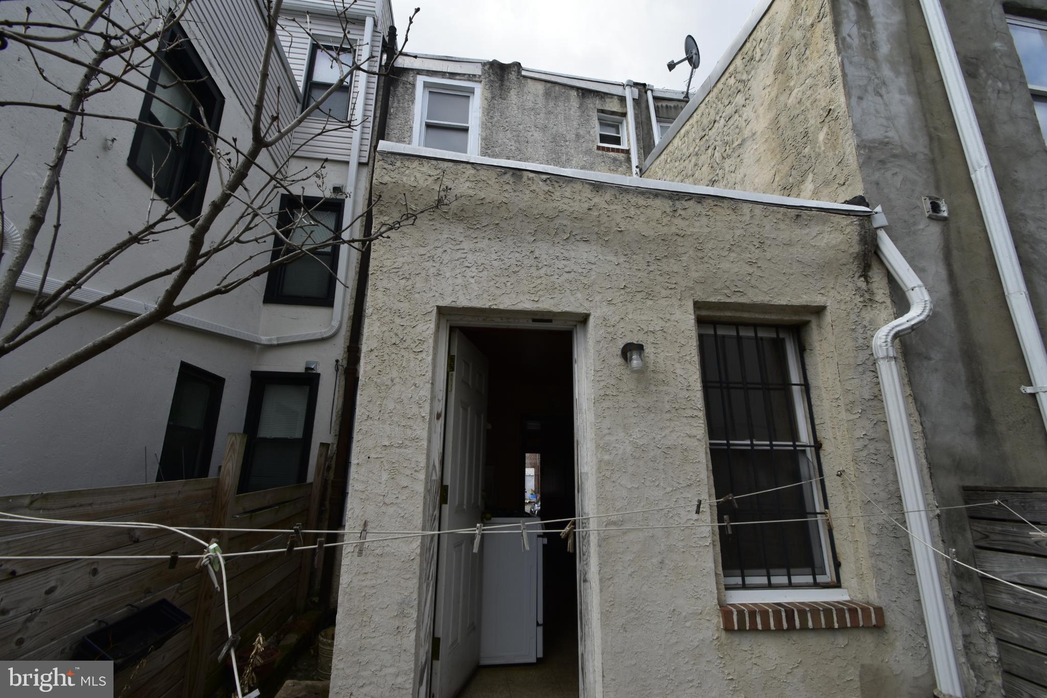 1653 Cadwallader Street Philadelphia, PA 19122 - Photo 12 of 34 a view of front door of house
