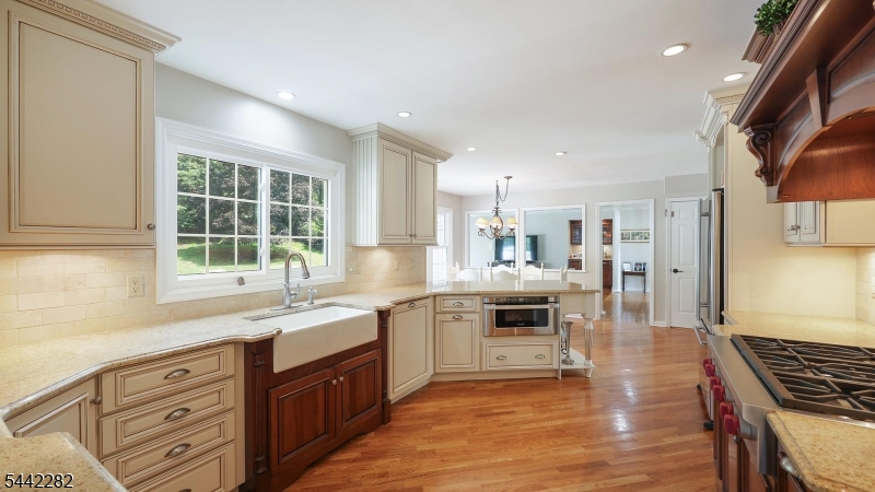 2101 Arbor Way Bridgewater, NJ 08836 - Photo 22 of 47