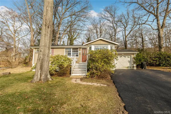 $299,999 | 55 Glenwood Road, Monroe, NY 10950