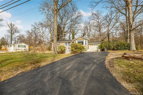 $299,999 | 55 Glenwood Road, Monroe, NY 10950