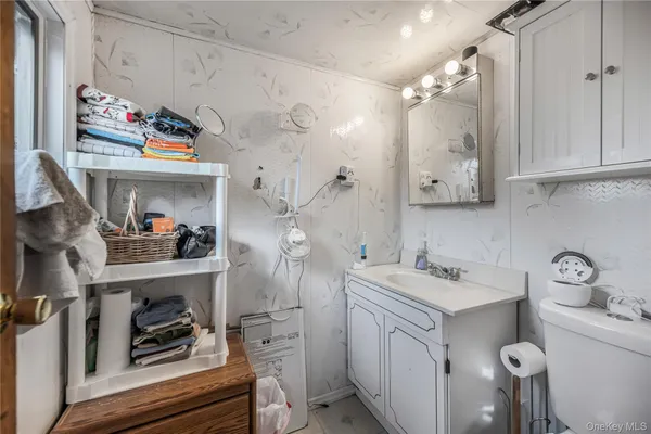 $299,999 | 55 Glenwood Road, Monroe, NY 10950