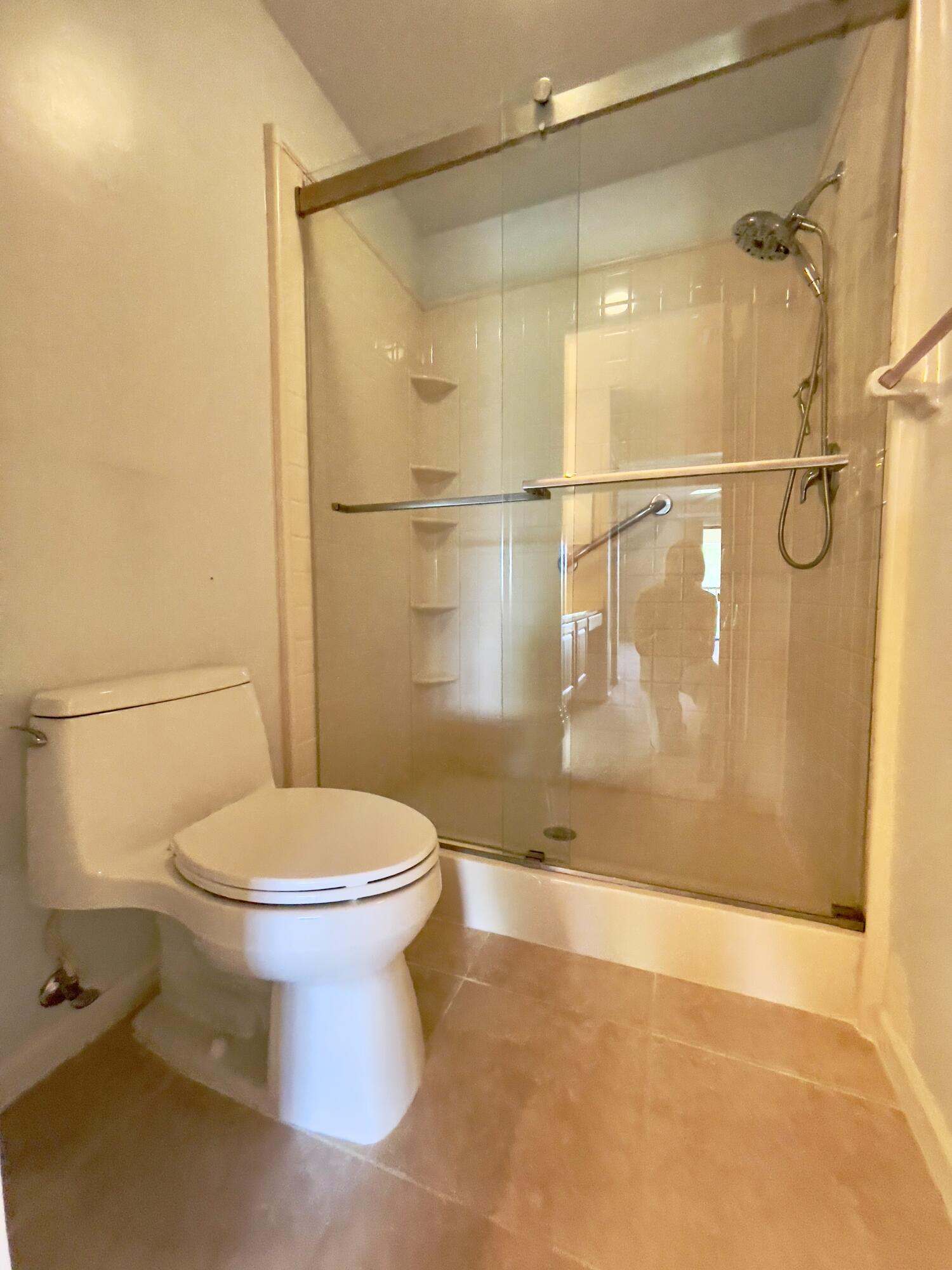 1002 Keystone Drive, Unit B Jupiter, FL 33458 - Photo 20 of 28 IMG_0094