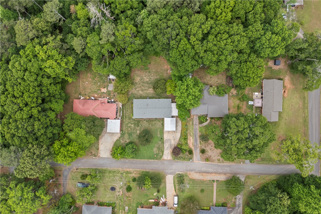 104 Henry Avenue Seneca, SC 29678 - Photo 37 of 50