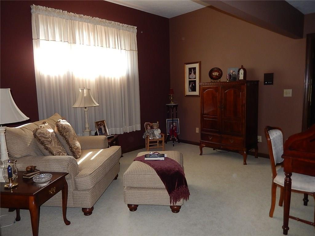 9667 Decatur Drive Indianapolis, IN 46256 - Photo 13 of 25 Gallery Image 13