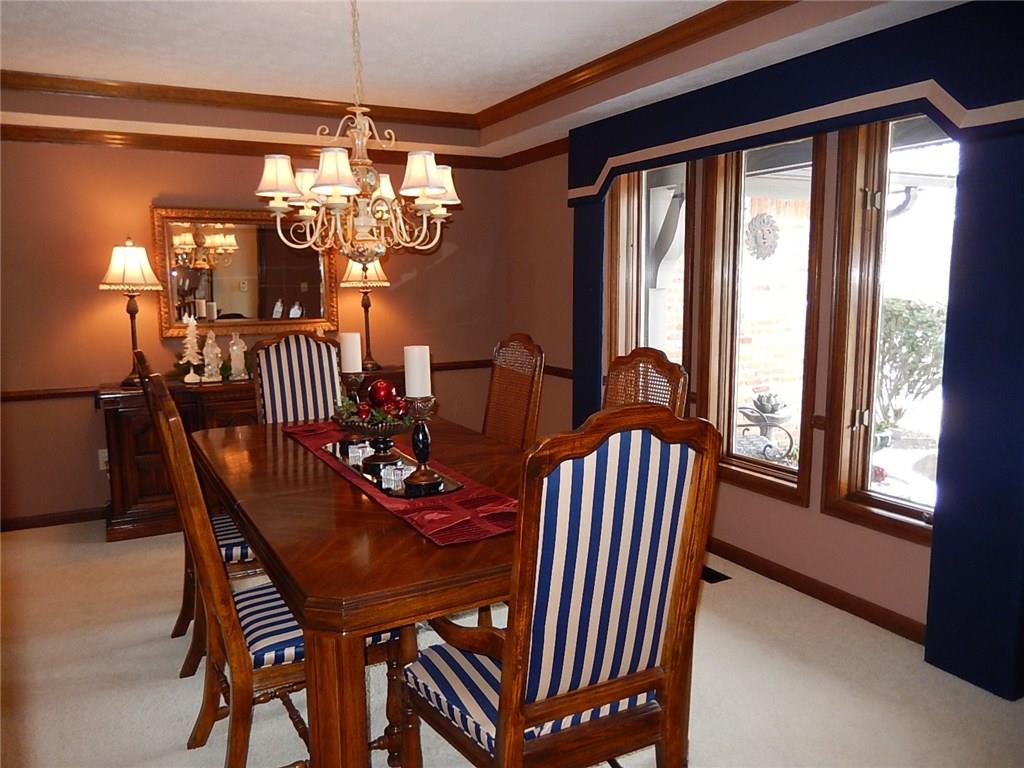 9667 Decatur Drive Indianapolis, IN 46256 - Photo 5 of 25 Gallery Image 5