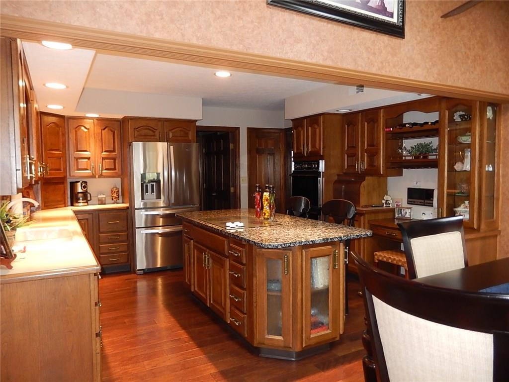 9667 Decatur Drive Indianapolis, IN 46256 - Photo 6 of 25 Gallery Image 6