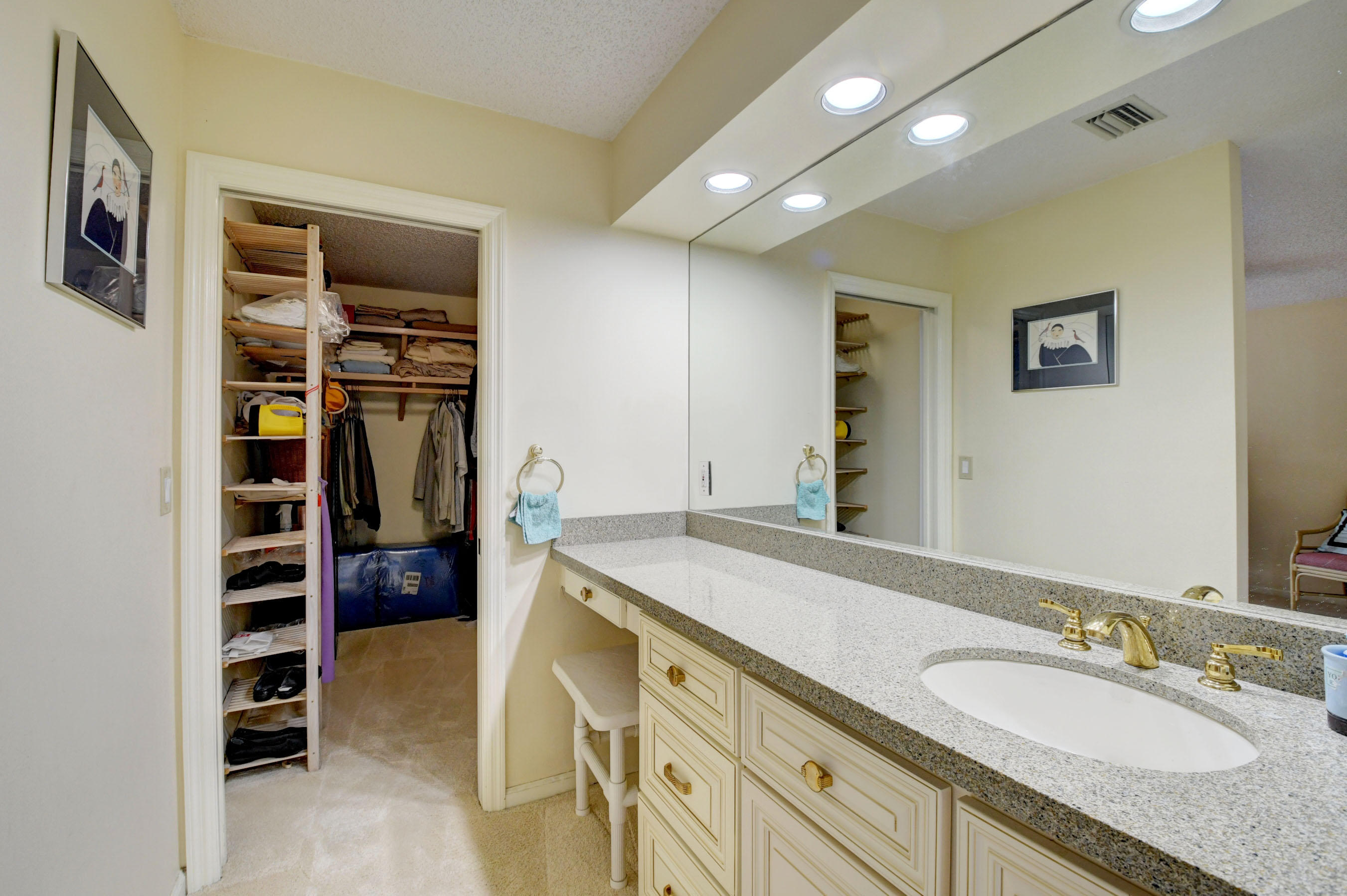 23017 L'Ermitage Circle Boca Raton, FL 33433 - Photo 23 of 41 DSC_7588_89_90_91_92