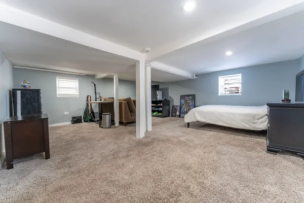 $324,900 | 7731 45th Place, Lyons, IL 60534