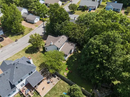 $385,000 | 5204 Village Trace, Nashville, TN 37211