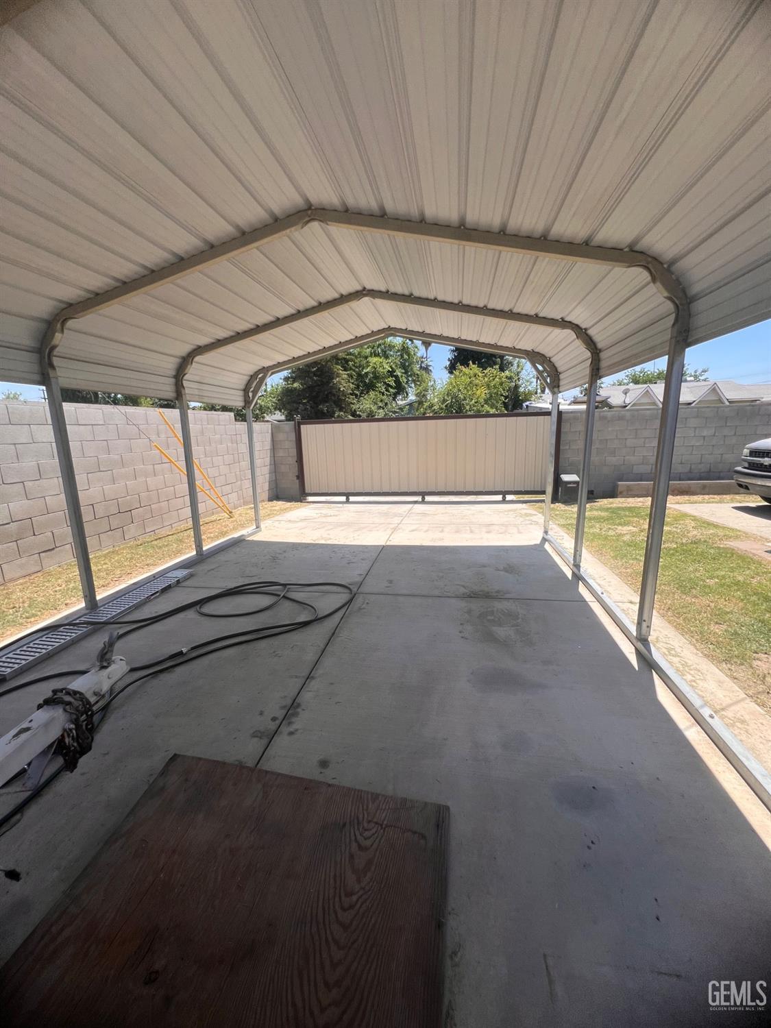 Undisclosed Address Bakersfield, CA 93304 - Photo 10 of 15 a view of an empty room
