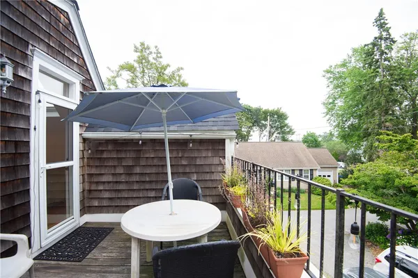 $3,000 | 2 Red Cross Terrace, Newport, RI 02840